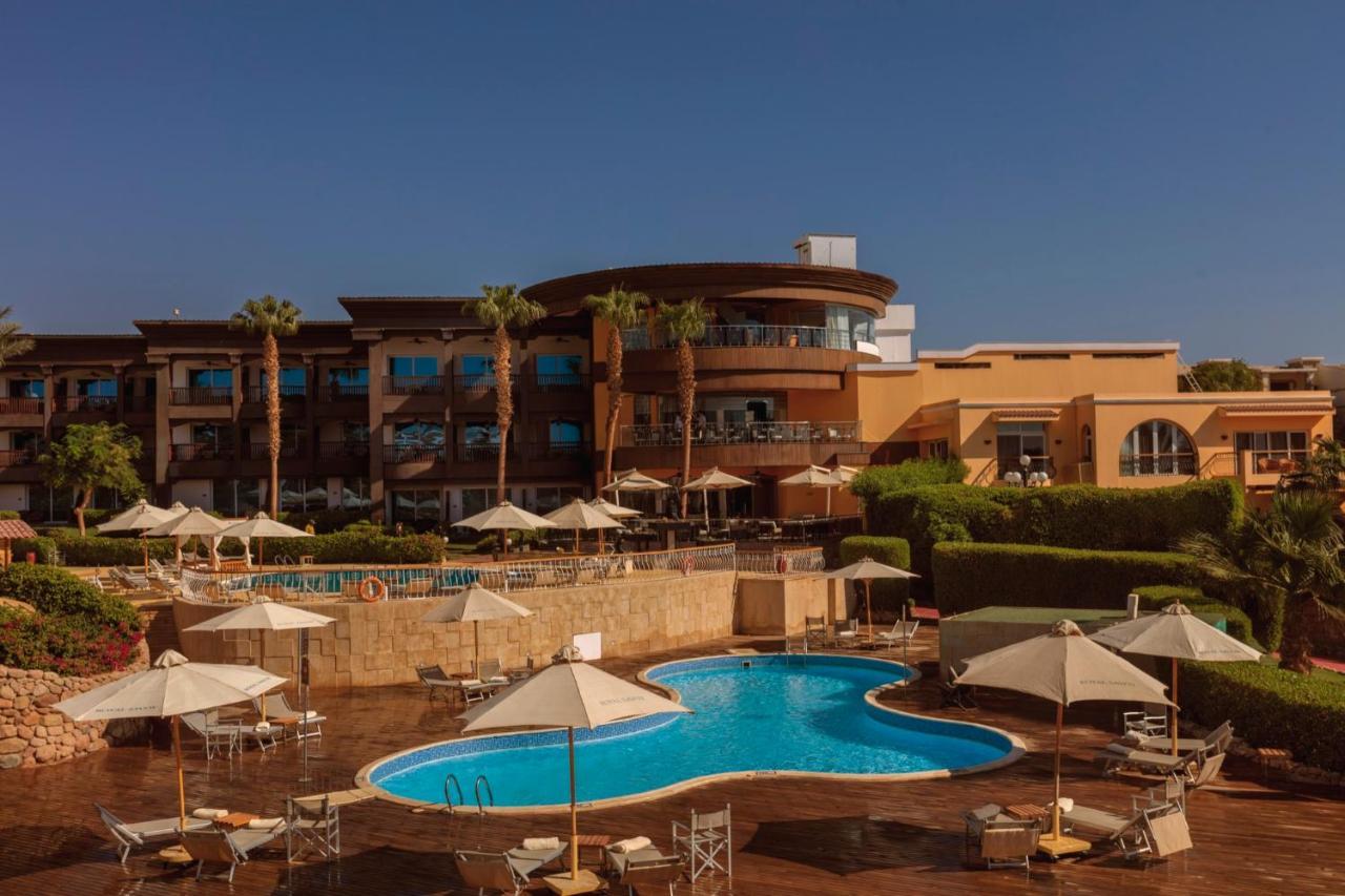 Hotel Royal Savoy Sharm El Sheikh (Adults Only) Exterior foto The pool at the Royal Palm Resort and Spa