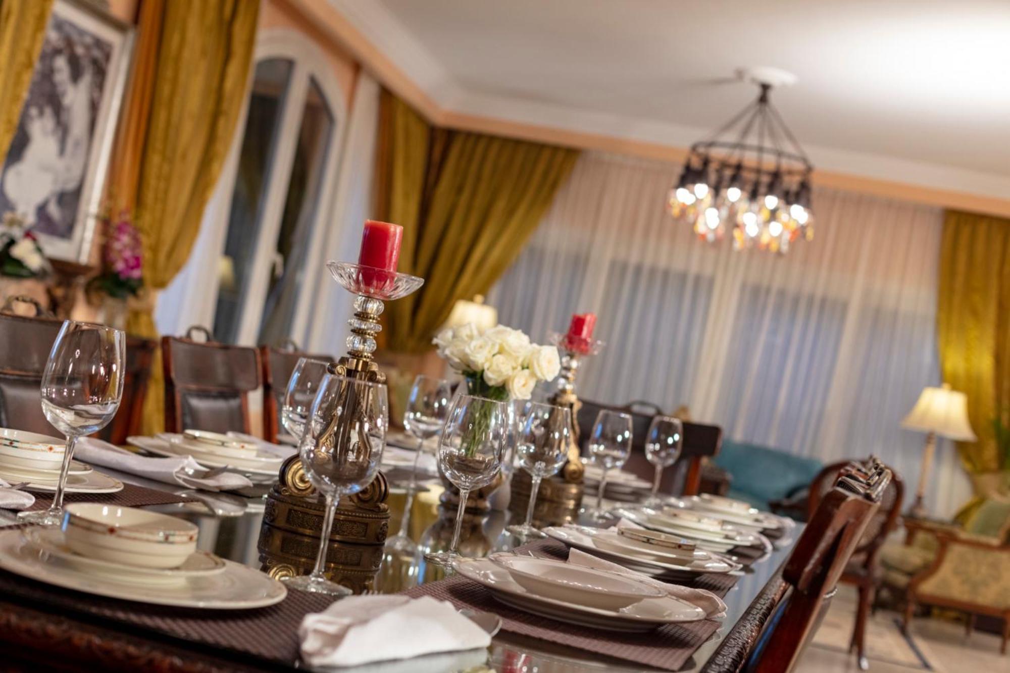 Hotel Royal Savoy Sharm El Sheikh (Adults Only) Exterior foto A table set for a meal